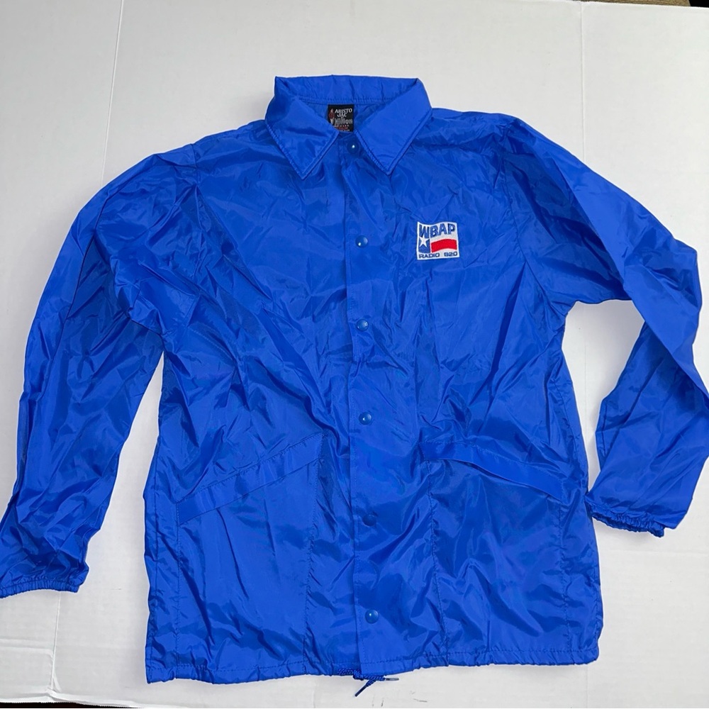 Men’s windbreaker jacket Radio Station Patch WBAP 820 Dallas Texas Radio